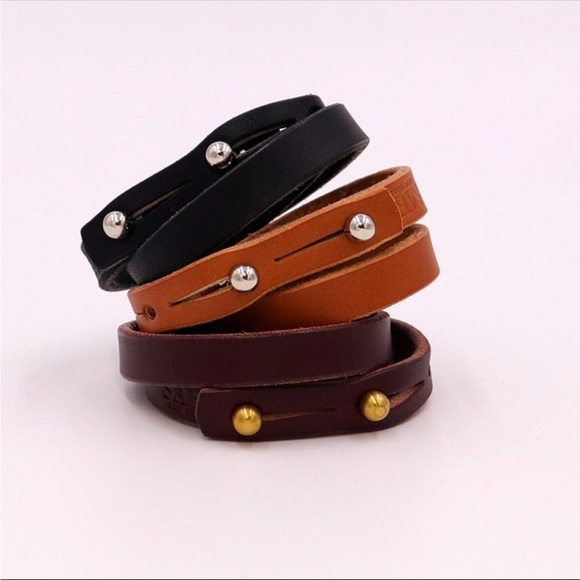 Self guard handmade leather bracelet - Picture 4 of 6